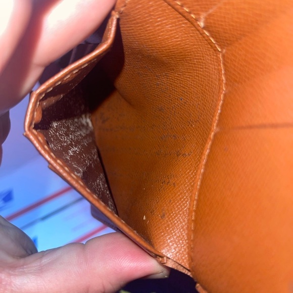 Vintage Louis Vuitton monogram wallet - Picture 11 of 13